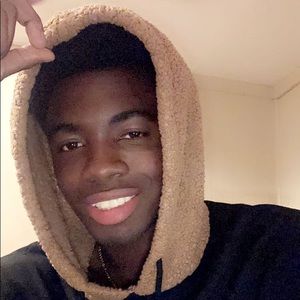 Meet your Posher, Tj